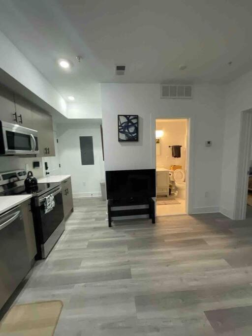 Lux Capitol Hill Vacation Home, In-House Services Washington Exterior photo